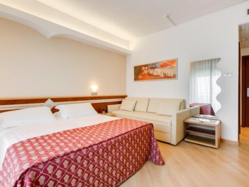 Hotel Europa — Camera Deluxe vista mare frontale